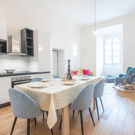 Am 6 - Luxury In The Heart Of Apartament *